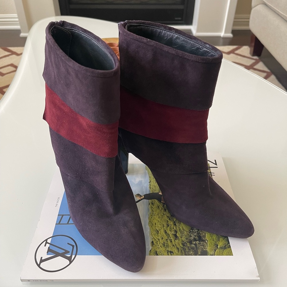 Stuart Weitzman Suede Ankle Boots Size 8